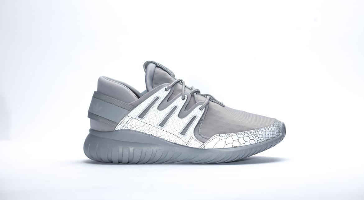 アディダス  TUBULAR NOVA スニーカー 靴 レザー ファブリック メンズ グレー系 S32009 【中古】 adidas Originals Tubular Nova 
